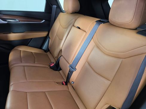 Used 2025 Cadillac XT5 Premium Luxury FWD image 15