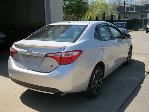 Used 2014 Toyota Corolla S w/ Driver Convenience Package FWD image 5