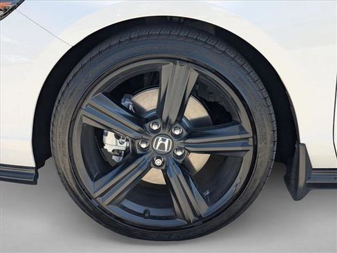 Used 2025 Honda Accord Sport image 24