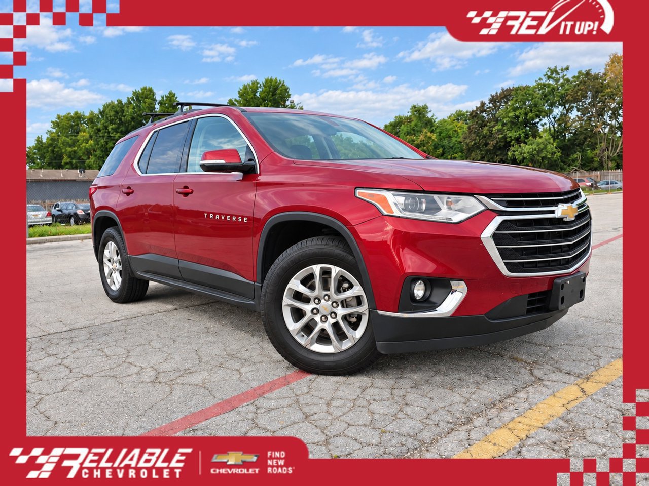 Certified 2019 Chevrolet Traverse LT FWD image 1