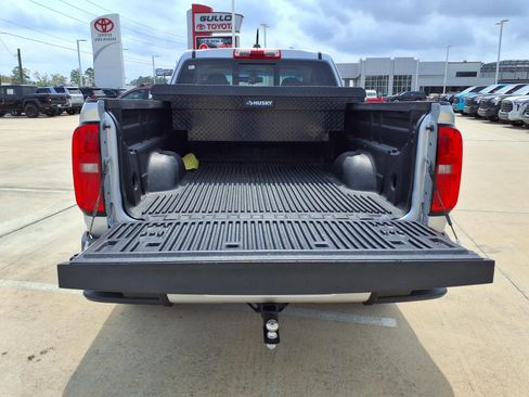 Used 2016 Chevrolet Colorado LT w/ LT Convenience Package image 8