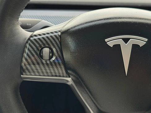 Used 2021 Tesla Model Y 2WD image 27