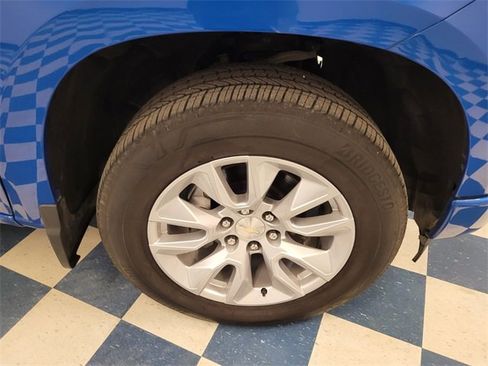 Used 2023 Chevrolet Silverado 1500 Custom image 10