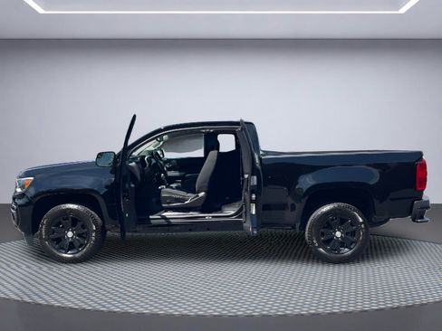 Used 2022 Chevrolet Colorado LT w/ Fleet Safety Package RWD image 12