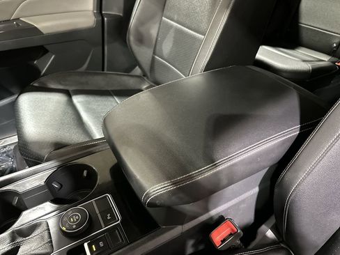 Used 2023 Volkswagen Atlas SE w/ Panoramic Sunroof Package image 22