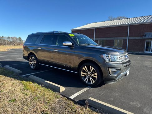 Used 2020 Ford Expedition Max Platinum image 2