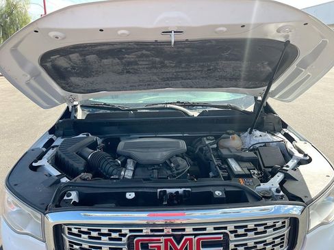 Used 2019 GMC Acadia Denali w/ Technology Package image 32