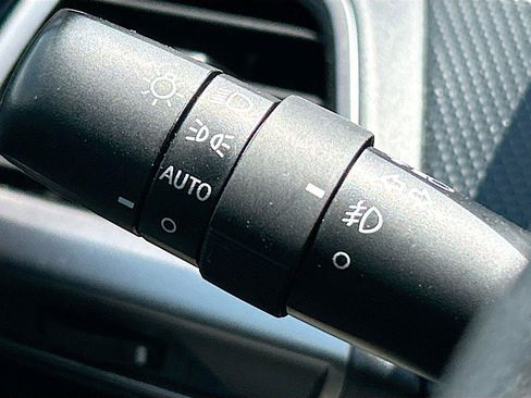 Used 2023 Subaru Forester Limited AWD/4WD image 35