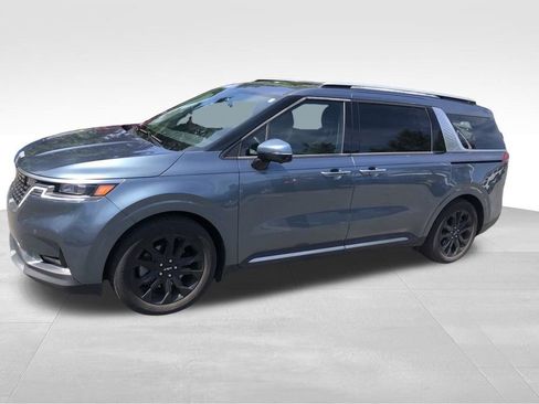 Used 2024 Kia Carnival SX Prestige FWD image 3
