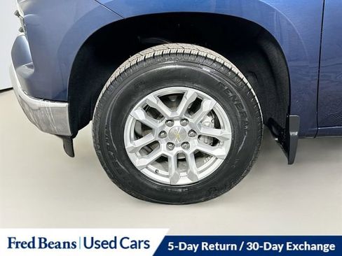 Used 2023 Chevrolet Silverado 1500 LT image 32