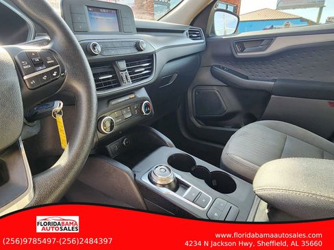 Used 2020 Ford Escape S image 16