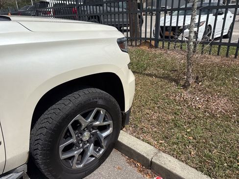 Used 2015 Chevrolet Tahoe LT image 13