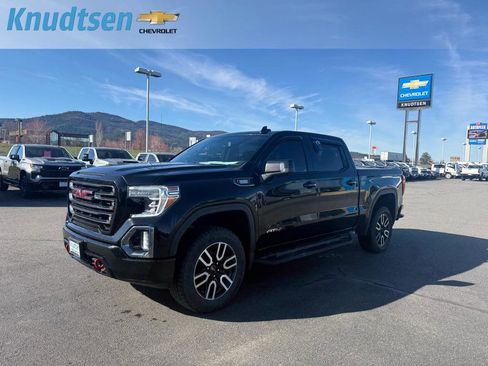 Used 2021 GMC Sierra 1500 AT4 w/ AT4 Preferred Package image 3