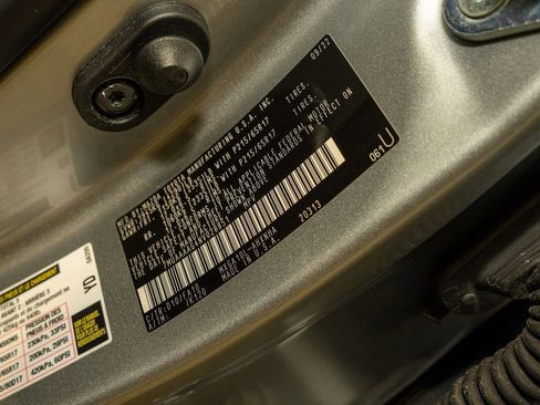 Certified 2022 Toyota Corolla Cross L image 18