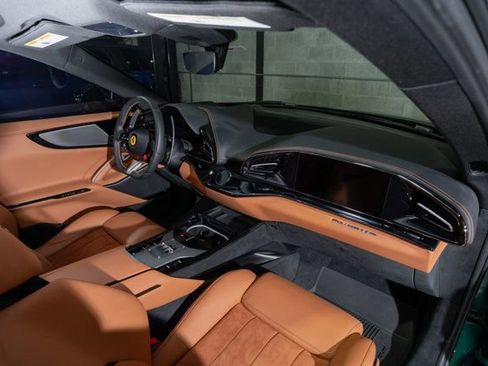 Used 2023 Ferrari Purosangue image 10