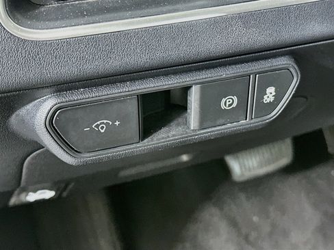 Used 2025 Kia K4 FWD image 17