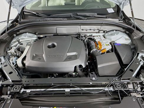 New 2026 Volvo XC60 T8 Ultra w/ Protection Package Premier image 30