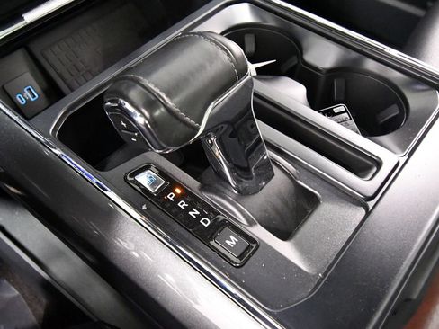 Used 2022 Ford F150 Lariat w/ Equipment Group 502A High AWD/4WD image 28