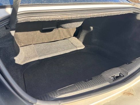 Used 2010 Lincoln MKS image 11