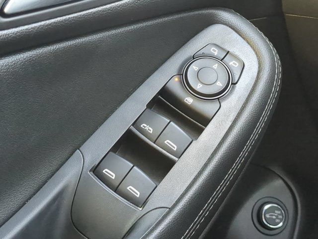 Used 2022 Buick Encore GX Essence w/ Advanced Technology Package FWD image 28