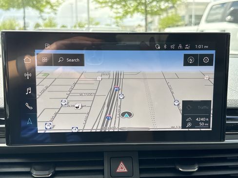 Used 2020 Audi A4 2.0T allroad Premium Plus AWD/4WD image 22