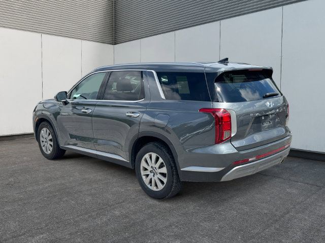 Used 2025 Hyundai Palisade SEL AWD/4WD image 3
