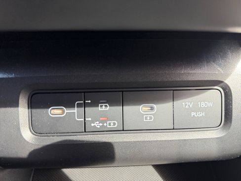 Used 2025 Hyundai Tucson Blue image 31