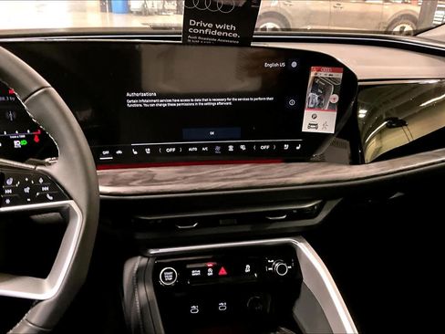 New 2025 Audi Q5 Premium Plus image 6