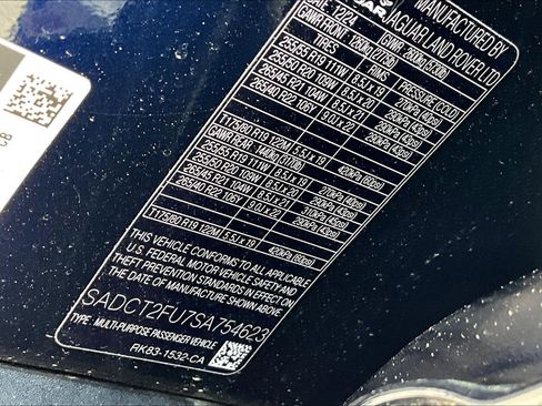 New 2025 Jaguar F-PACE R-Dynamic S image 13