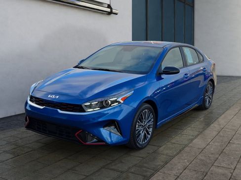 Used 2023 Kia Forte GT-Line w/ GT-Line Premium Package image 7