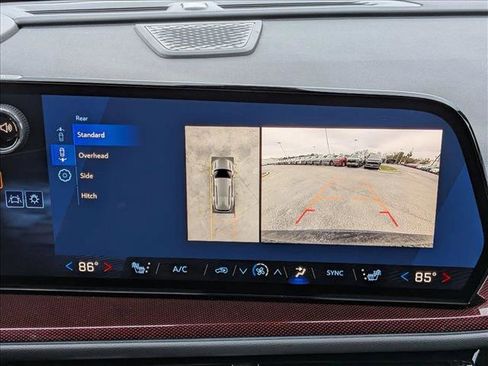 New 2026 Chevrolet Traverse Z71 w/ Enhanced Driving Package image 8