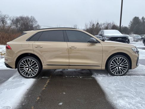 Used 2024 Audi SQ8 Premium Plus w/ 23" Wheel Package image 13