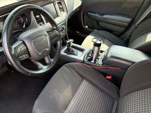 Used 2023 Dodge Charger SXT w/ Blacktop Package AWD/4WD image 43