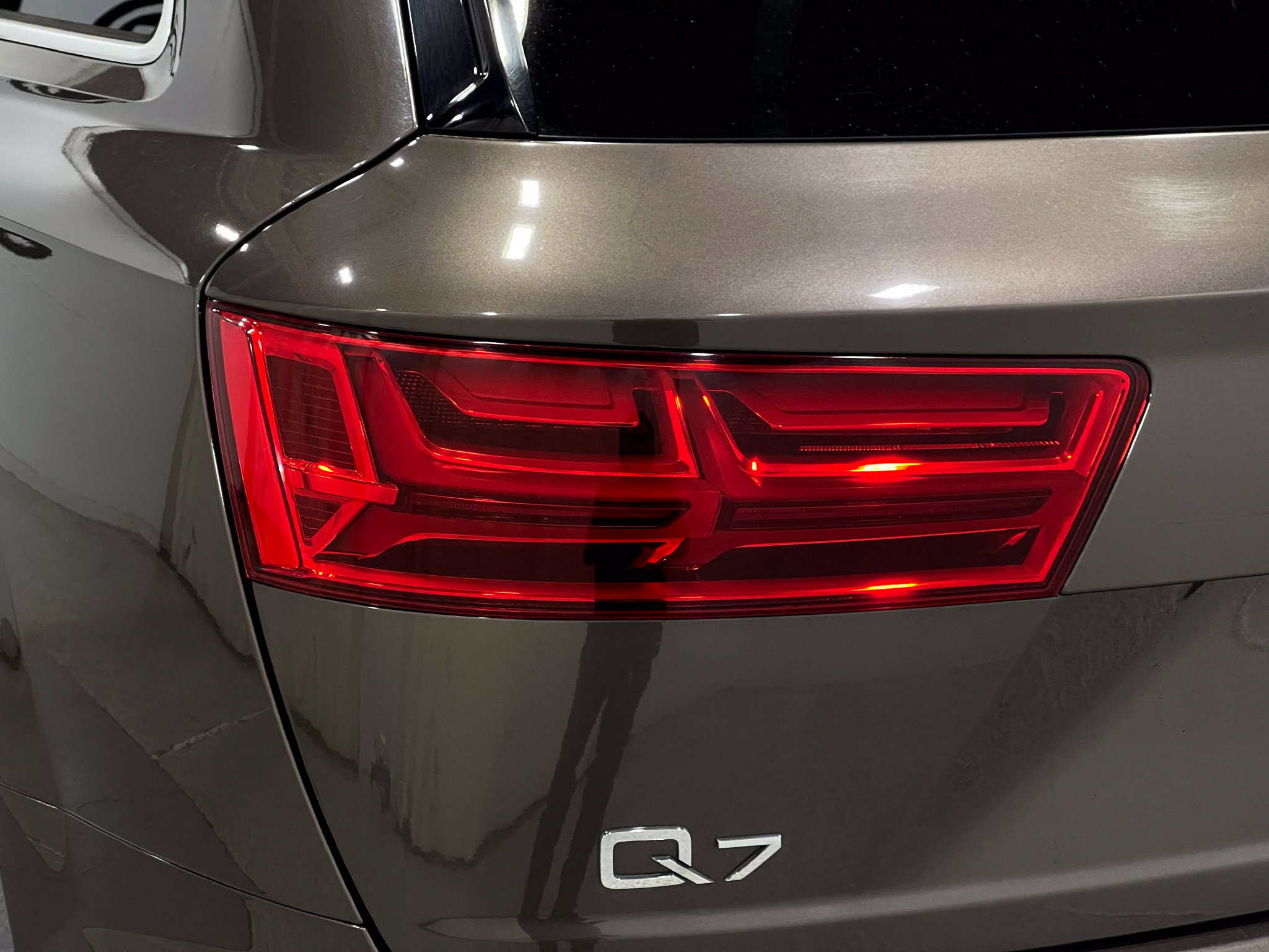 Used 2017 Audi Q7 3.0T Prestige AWD/4WD image 36