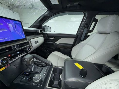 Certified 2024 Toyota Tacoma Limited image 8