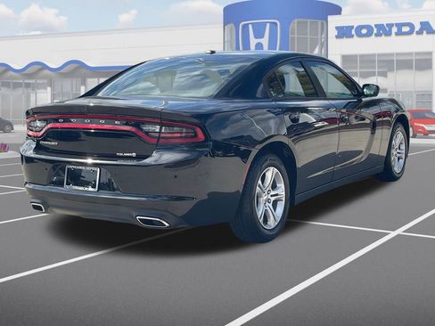 Used 2022 Dodge Charger SXT image 9