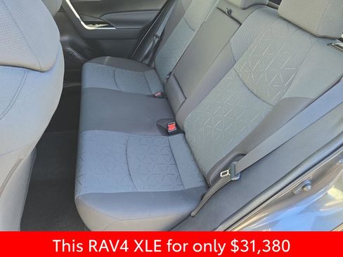 Used 2025 Toyota RAV4 XLE image 20