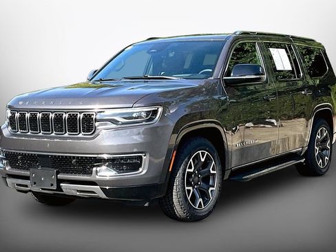Certified 2024 Jeep Wagoneer Series III AWD/4WD image 4