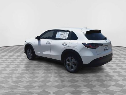 New 2026 Honda HR-V LX image 6