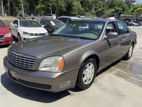 Used 2003 Cadillac De Ville w/ Comfort & Convenience Package image 6