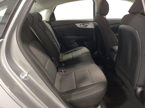 Used 2022 Kia Forte LXS FWD image 19