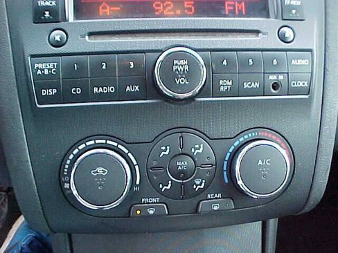 Used 2009 Nissan Altima 2.5 S FWD image 18