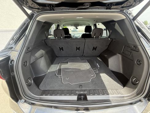 Used 2018 Chevrolet Equinox LT FWD image 26