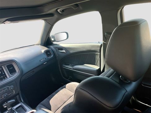 Used 2023 Dodge Charger Scat Pack w/ Plus Group image 25