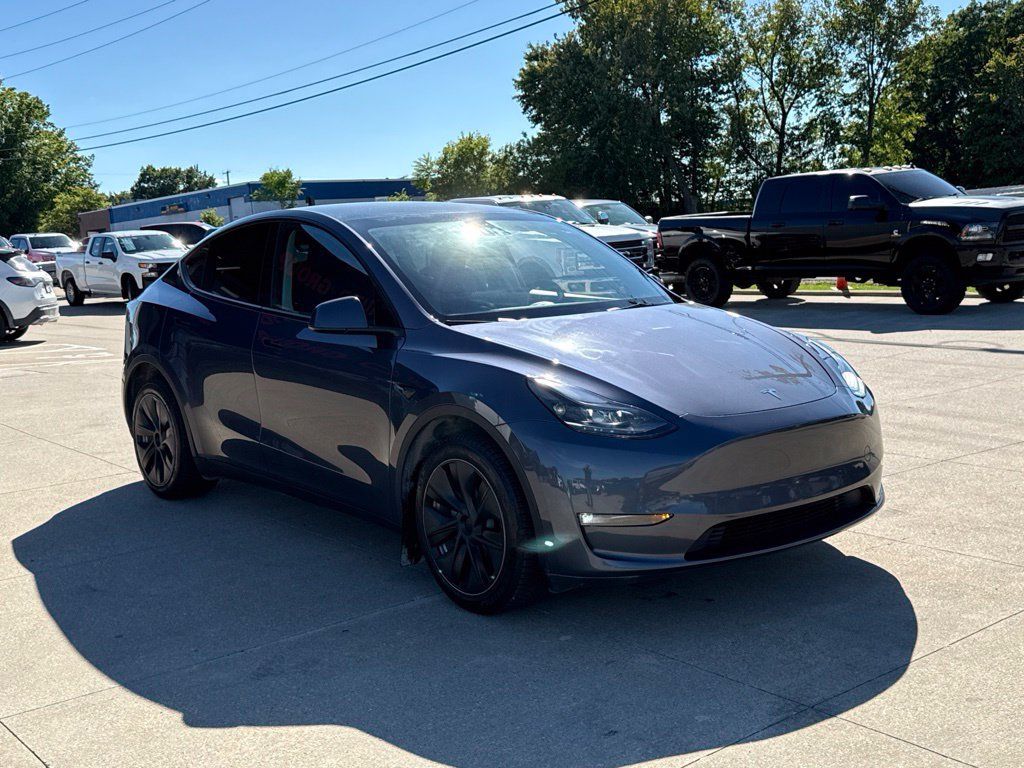 Used 2023 Tesla Model Y Long Range AWD/4WD image 15