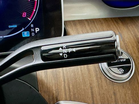 Certified 2023 Mercedes-Benz C 300 Sedan image 17