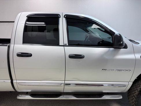 Used 2004 Dodge Ram 2500 Truck SLT w/ Trailer Tow Group image 10