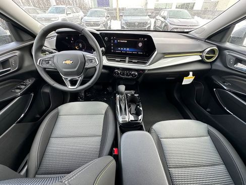New 2026 Chevrolet Trax LT w/ LT Convenience Package image 20