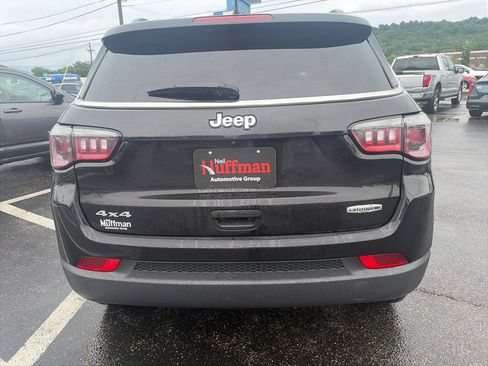 Used 2024 Jeep Compass Latitude AWD/4WD image 6