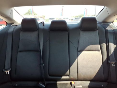 Used 2018 Honda Accord LX image 14